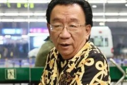老汪爆料和侯耀华对立视频,揭秘娱乐圈恩怨情仇