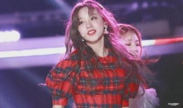 王嘉尔爆料谈恋爱了吗视频