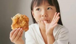 娱乐圈吃瓜熊婶是谁的孩子,揭秘“吃瓜熊婶”背后的神秘之子